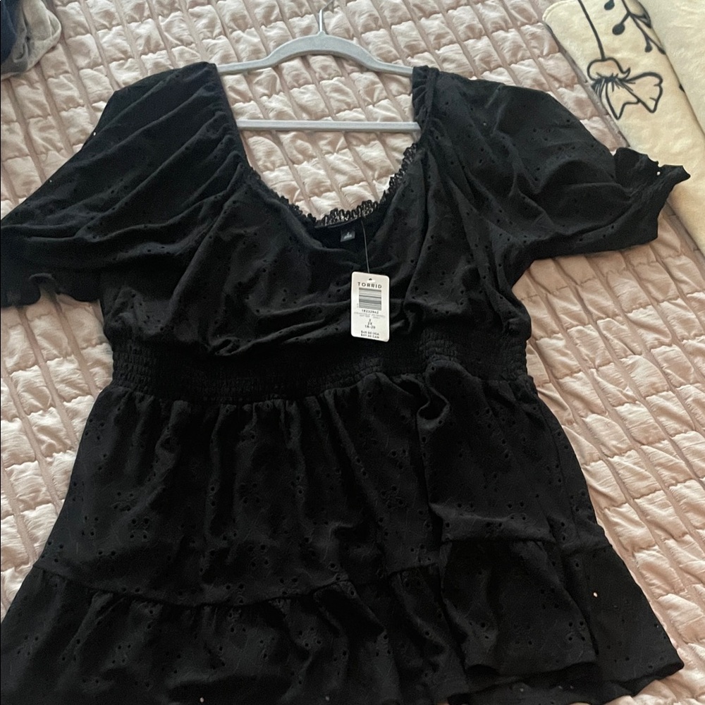 torrid Black Eyelet Puff Sleeve Peasant Tunic